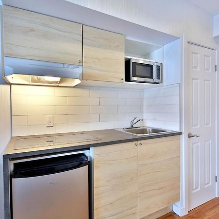 Hotel Newstar Montreal Ngoại thất bức ảnh